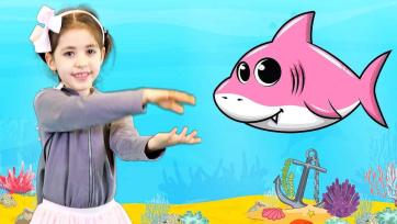 Baby Shark in the City – Superhero Wiggle Time!