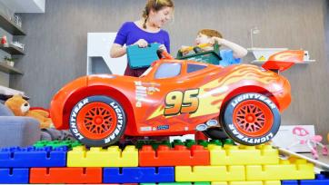 Come and play with us in a colorful and funny playground 2!