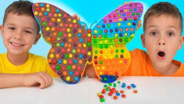 Huge Butterfly Pop It Candy Game - Kids Discover Sweet Surprises
